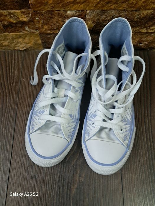 Converse mar.34 frozen