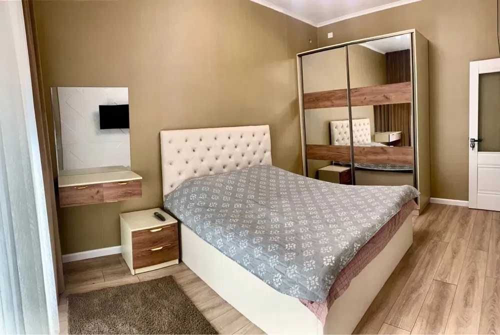 Сдаётся в аренду коттедж в Мирабадском районе современная Неоклассика