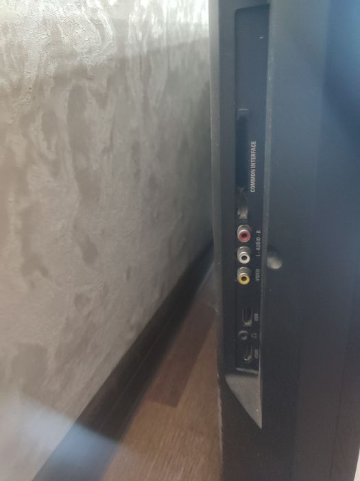 Продам телевизор диагональ 80. КЖБИ