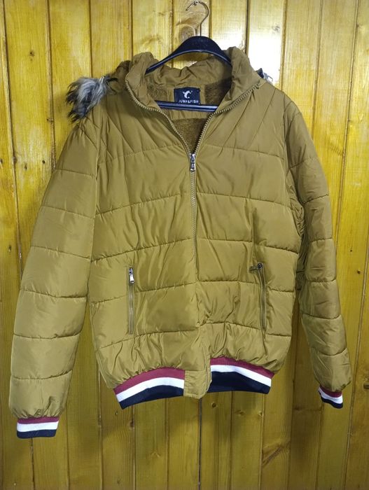 Мъжко пухено яке L/XL - 23 лв