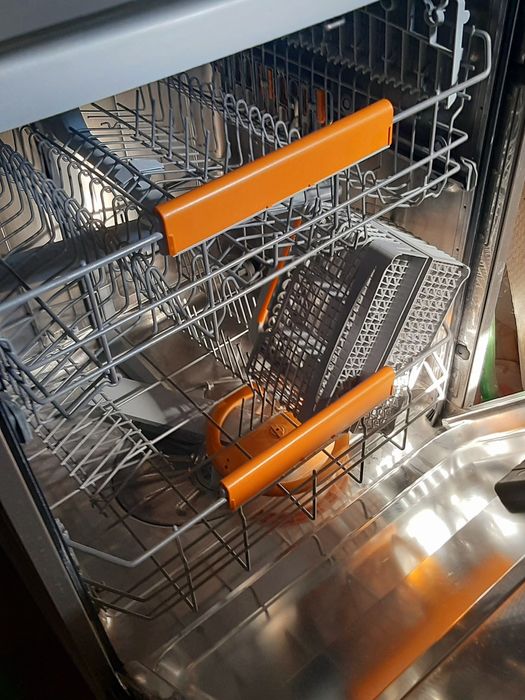 mașină de spălat vase Electrolux