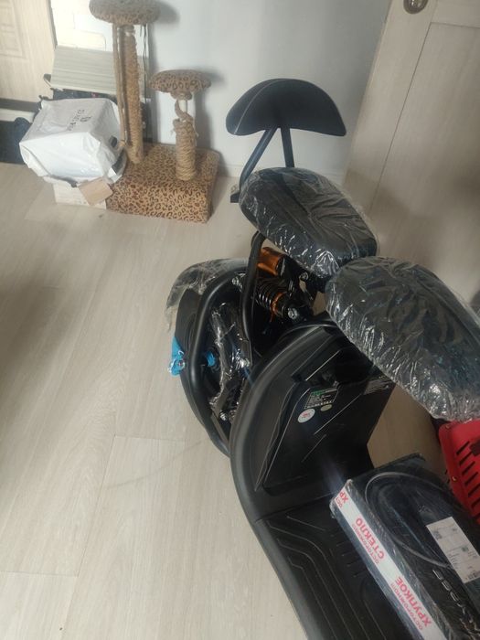 Электросамокат продам