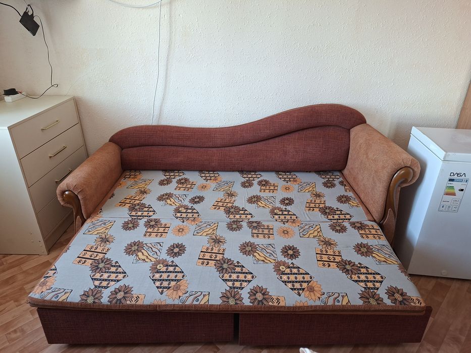 Продам диван качественный