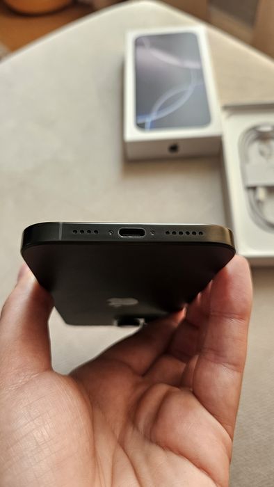 iPhone 16 Pro MAX - Като НОВ (2 Години ГАРАНЦИЯ)