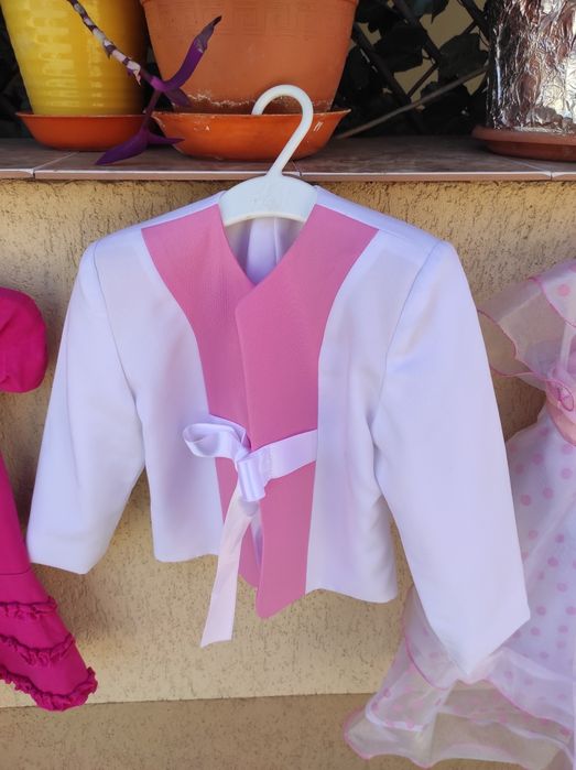 Vând rochițe fetițe