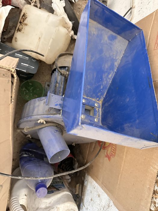 Дробилка  зерна кормов