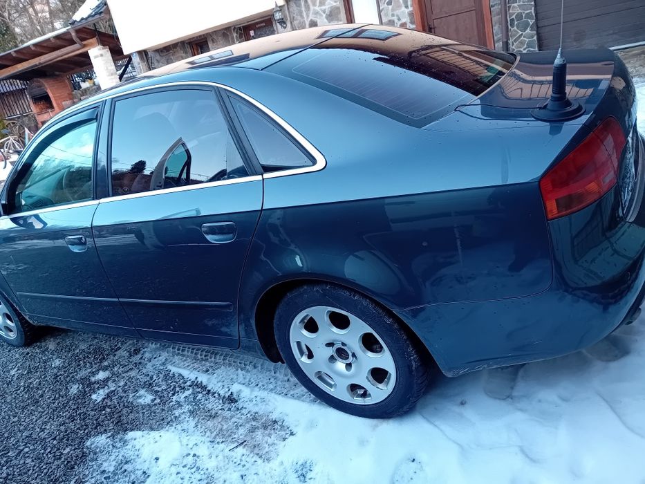 Un audi a4b7  diesel