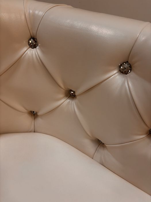 Продам 2 диванчика.