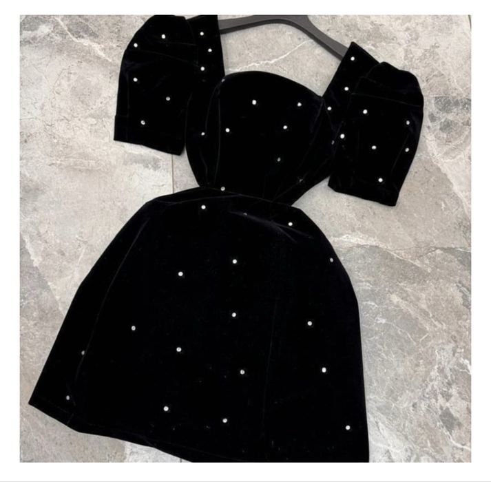 Продам новое платье