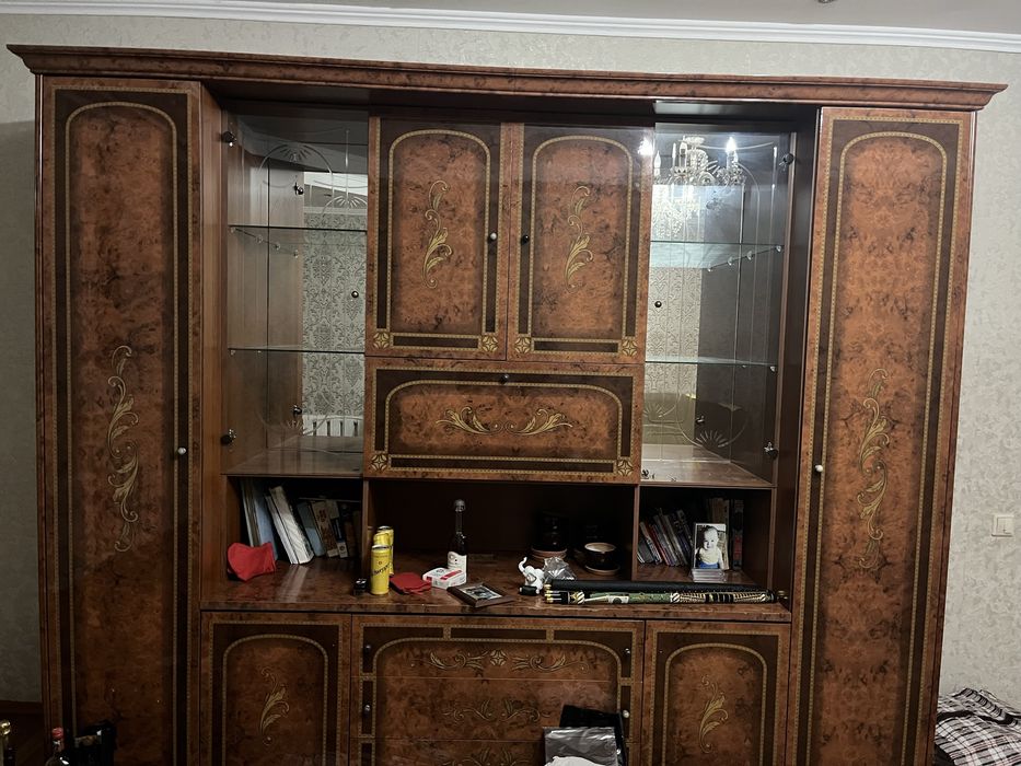 Стенка в гостиную