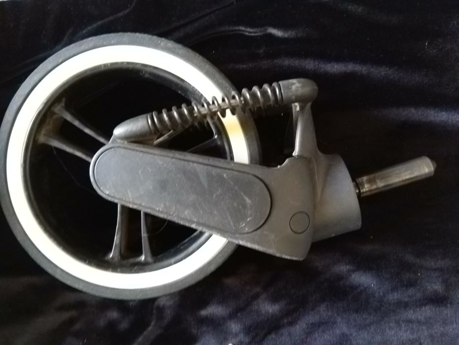 Само на части ! Бебешка количка Kikka boo Divaina 2 в 1 на части