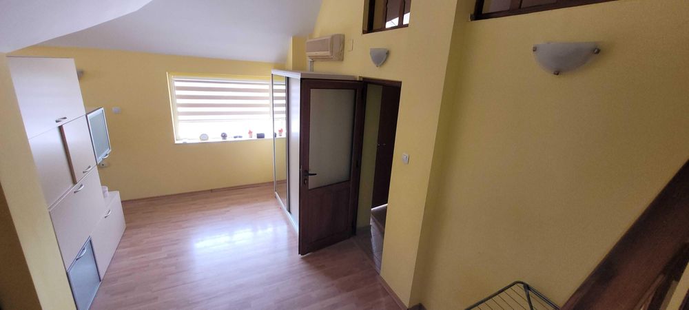 Дава се под наем Тристаен апартамент в Варна, Спортна зала - 99 кв.м за 500 € - Снимка #8