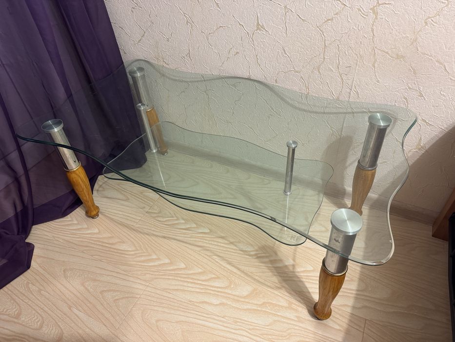 Стол журнальнный