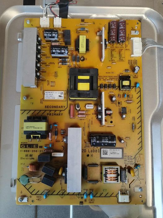 TV Sony KDL-42W805A на части