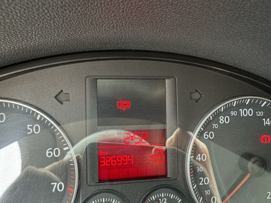 Volkswagen Golf 5 | 1.6 FSI | Proiect Recondiționare / Piese