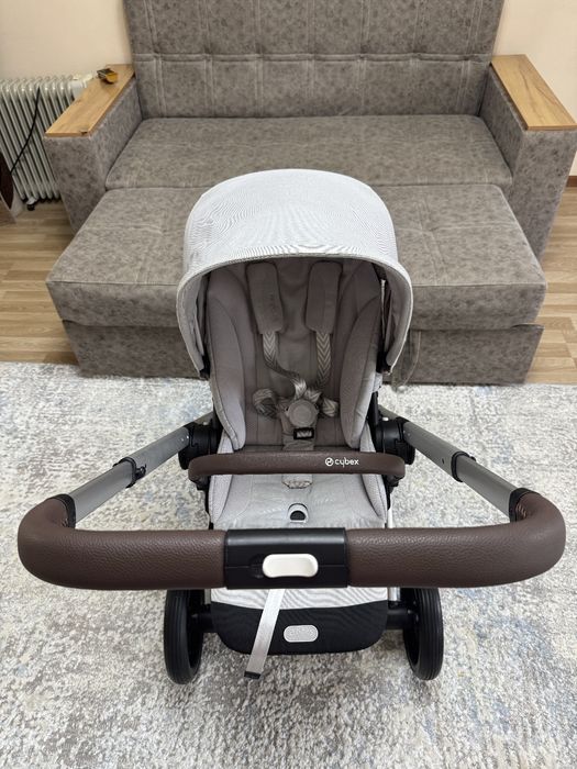 Cybex Balios S lux
S Lux, состояние отличное, без
царапин, ухаживали б