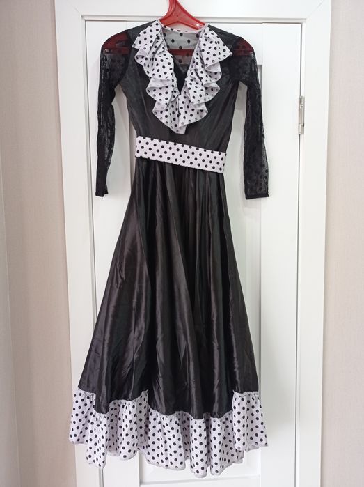 Испанское платье