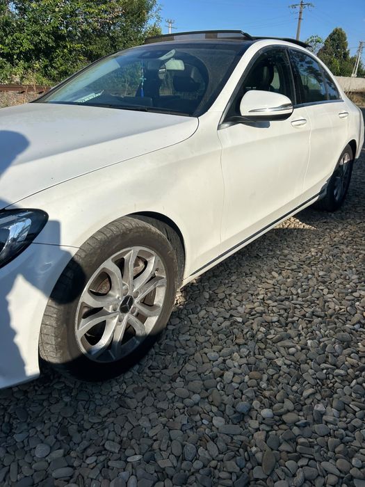 Aripă stânga față Mercedes C class W205