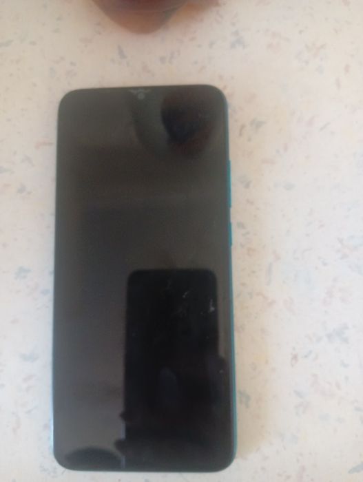 Продам телефон срочно