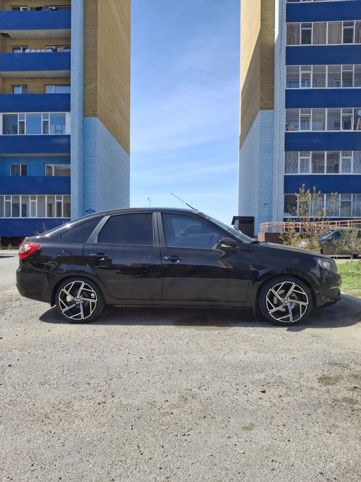 Продам диски с резиной