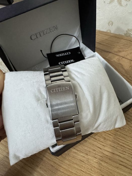 Продам Часы CITIZEN
