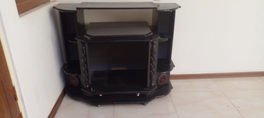 Мебельной подставка