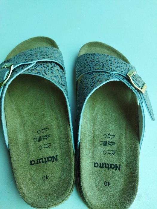 Нови чехли natura