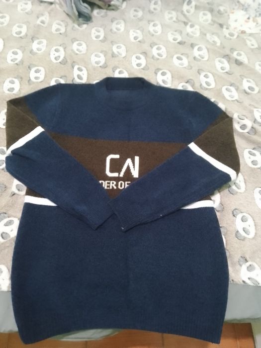 Джемпер новый продам