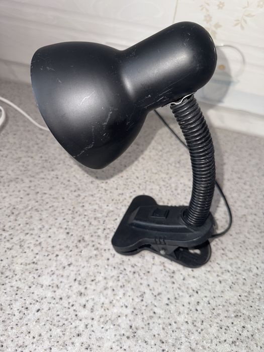 Светильник гибкий прищепка.