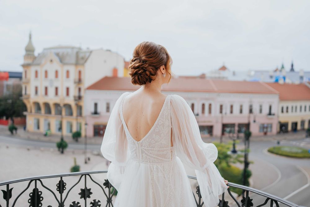 Vând rochie de mireasă atelier Splendor model Sally stil boho