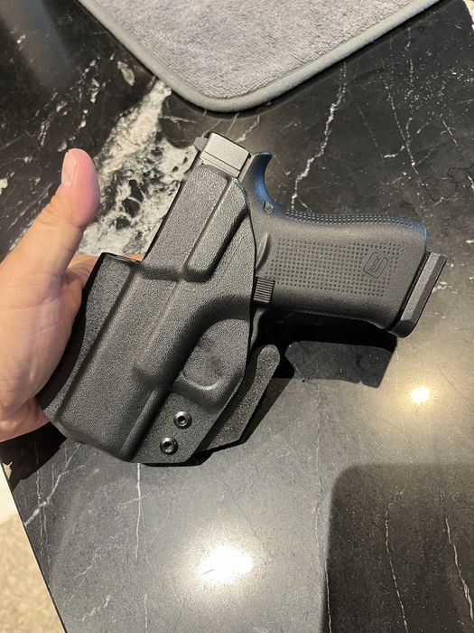 Продавам кобур за вътрешно носене за Glock 43Х