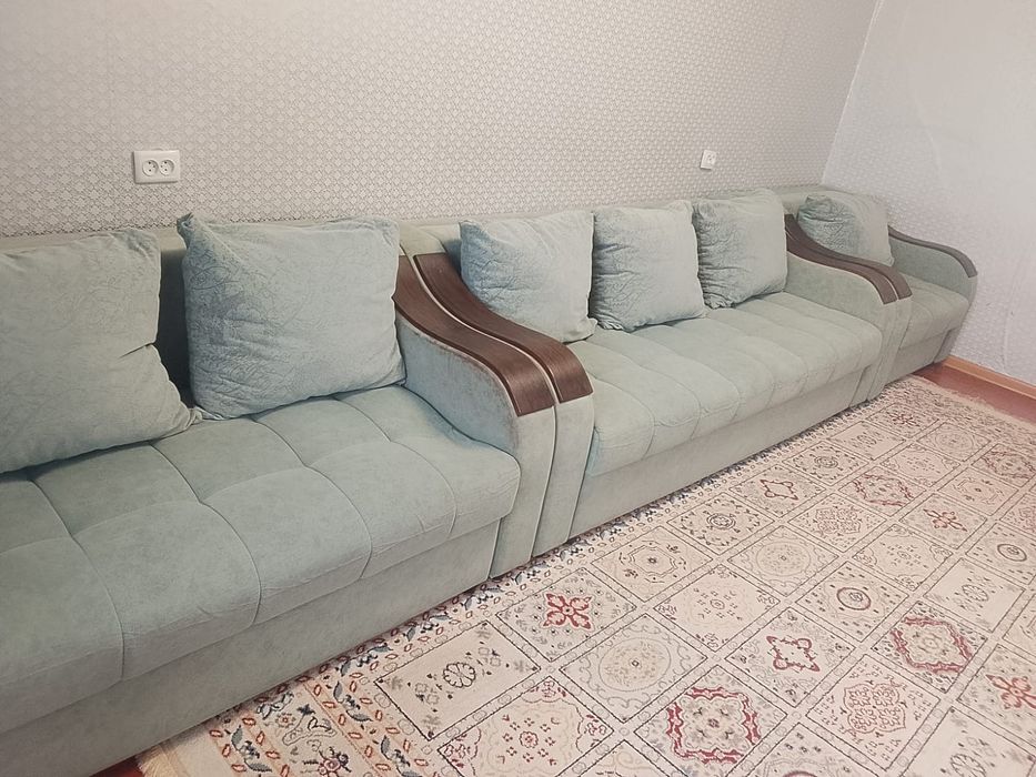 Диван для гостиной