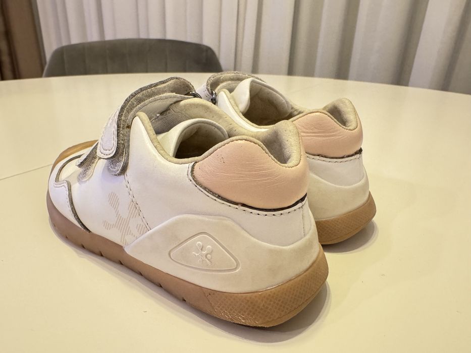 Adidas pantof copii Biomecanics nr 23