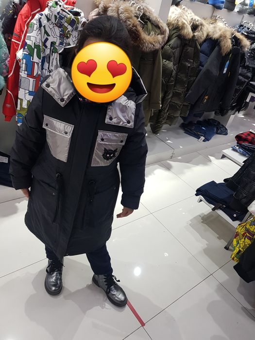 Продам куртки, пальто, ветровку для девочки