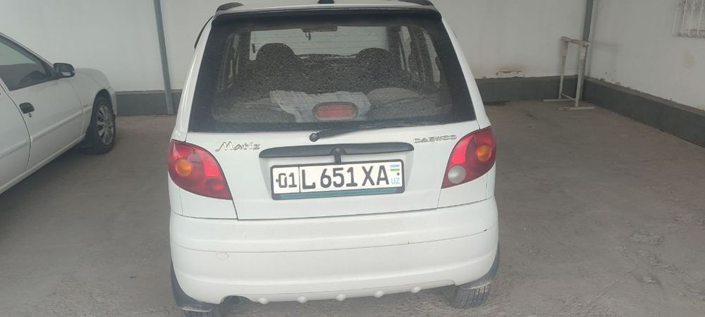 Matiz moshina sotiladi