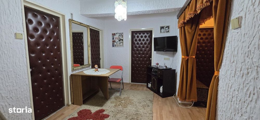 Apartament 4 camere, 83 mp, zona Vest