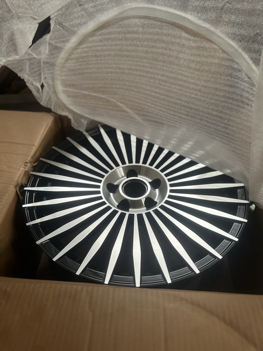 Diska sotladi 17x7.5 yengi skidkada 300$