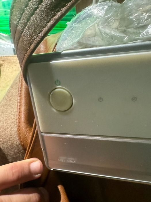 телевизор Sony и система на Sony - home theater.