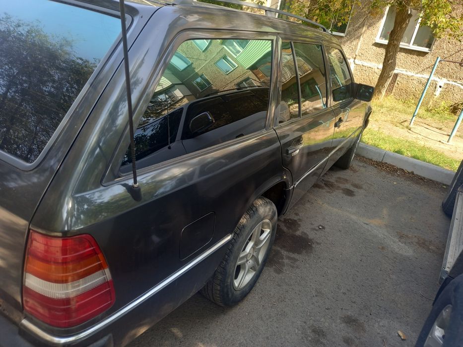 Мерседес 124 универсал