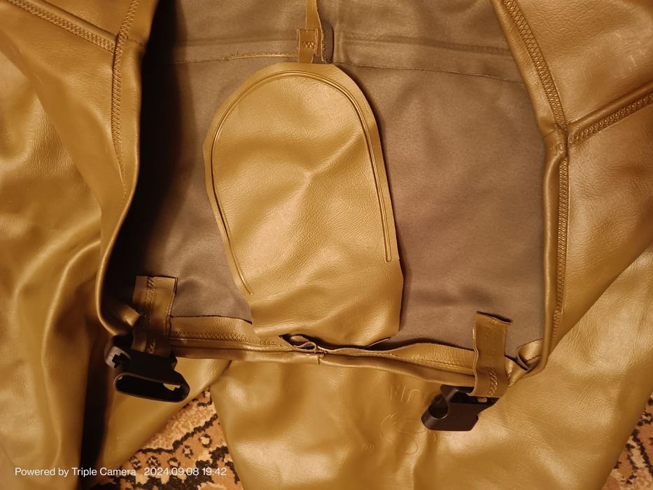 Резиновый  комбенизон