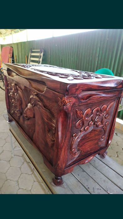 Сундук ручной работы...