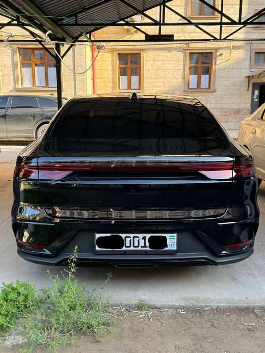 Продаётся чёрный BYD Han 701km 2025, Хан