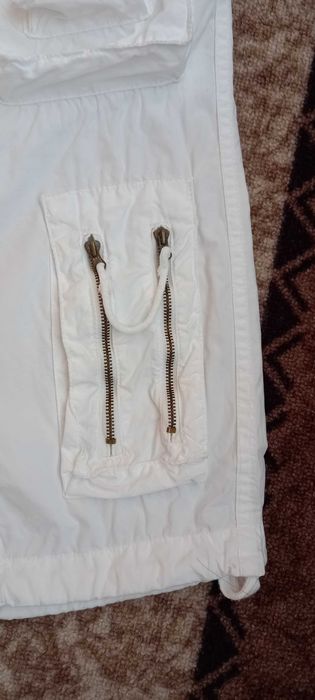 Бял дамски панталон