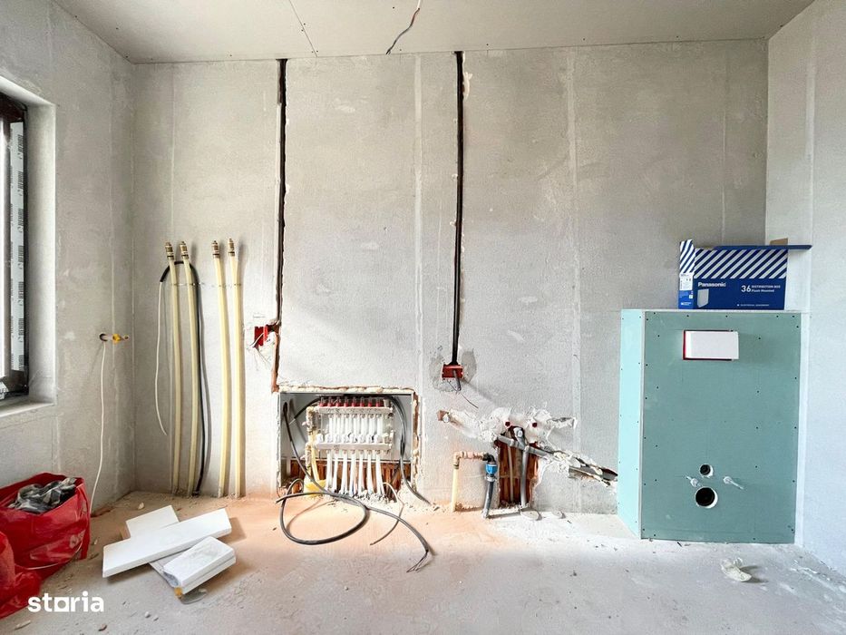 Duplex 5 camere separat prin camera tehnica - Mosnita Noua