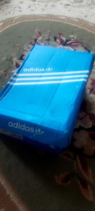 Кроссовки Adidas