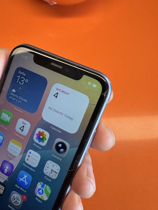 Apple iPhone 11 64GB Purple / Отключен / Без iCloud / Face ID работи