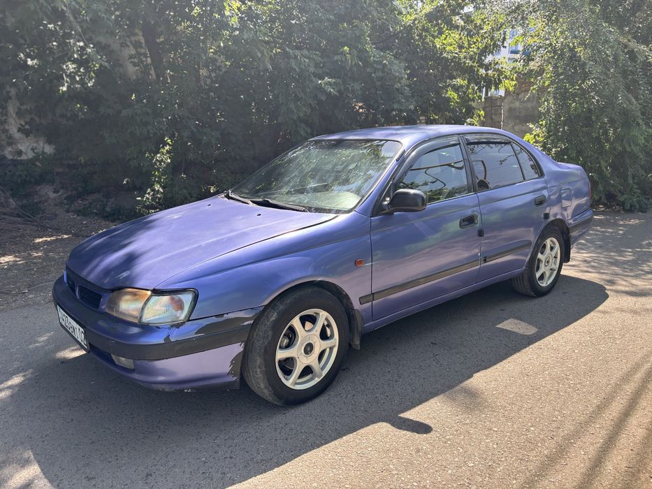 Продам Toyota Carina E Автомат 1.8