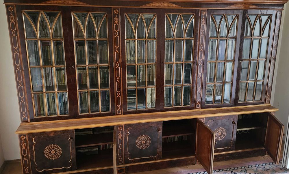 Biblioteca - vintage - lemn masiv cu intarsii, reducere februarie 2026