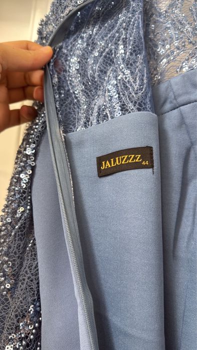 Продаются платья