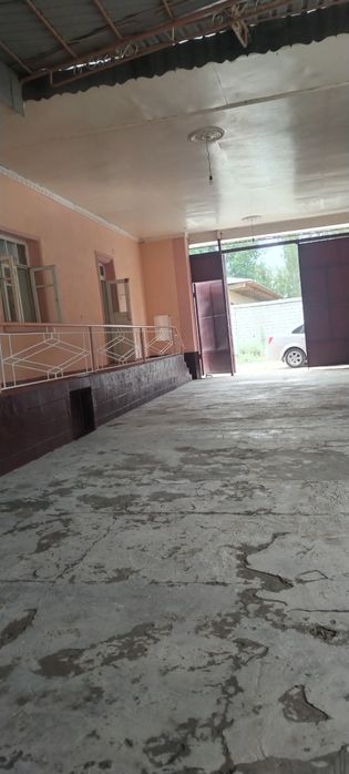 Uy sotiladi yahw joy yahwi mahalla fayzli uy kirasla yashisla